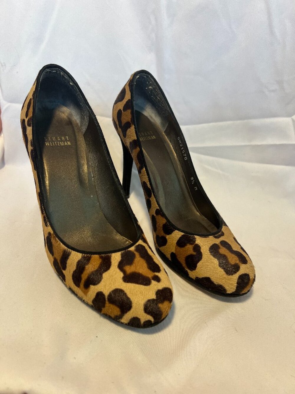 Stuart Weitzman Leopard Pump